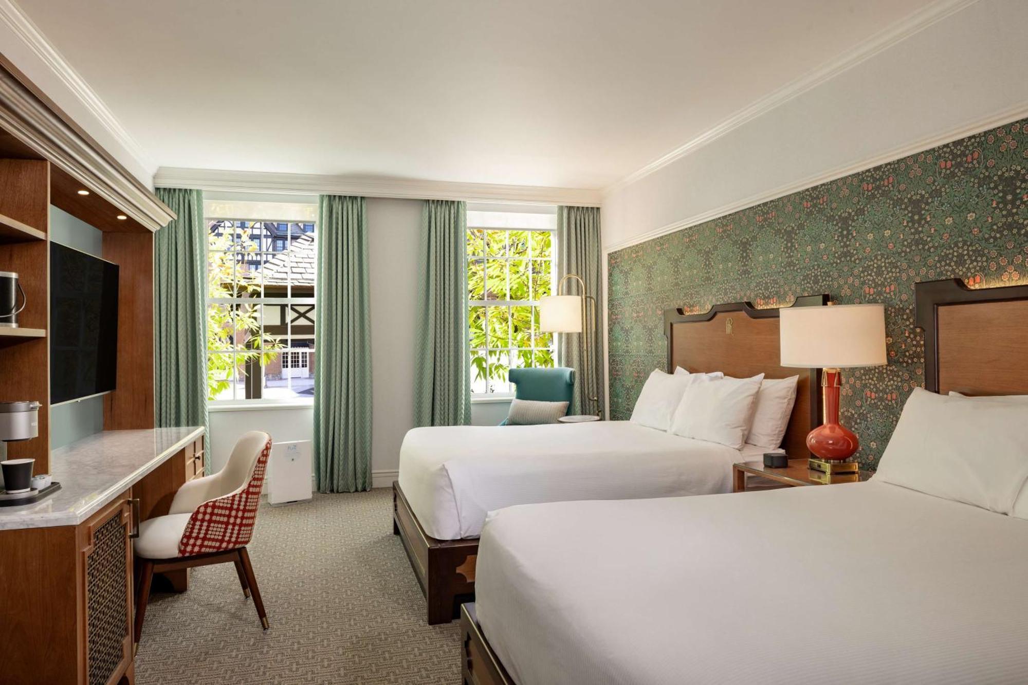 Hotel Roanoke & Conference Center, Curio Collection By Hilton Bagian luar foto